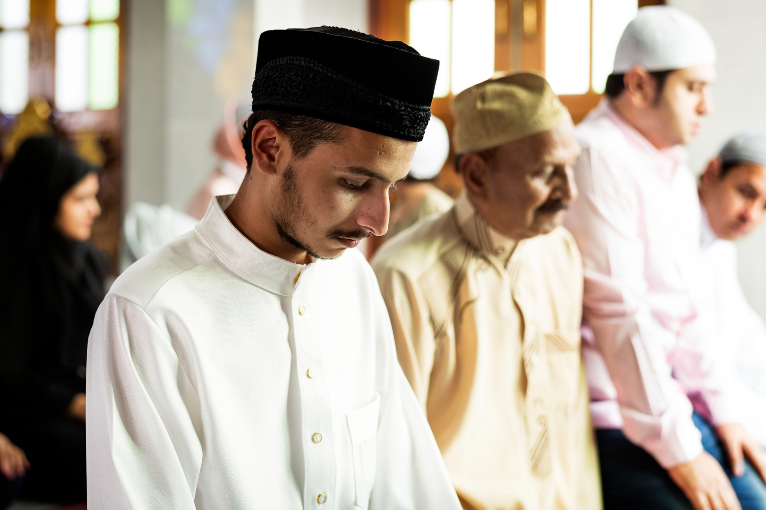 Umrah Pilgrimage offering prayer